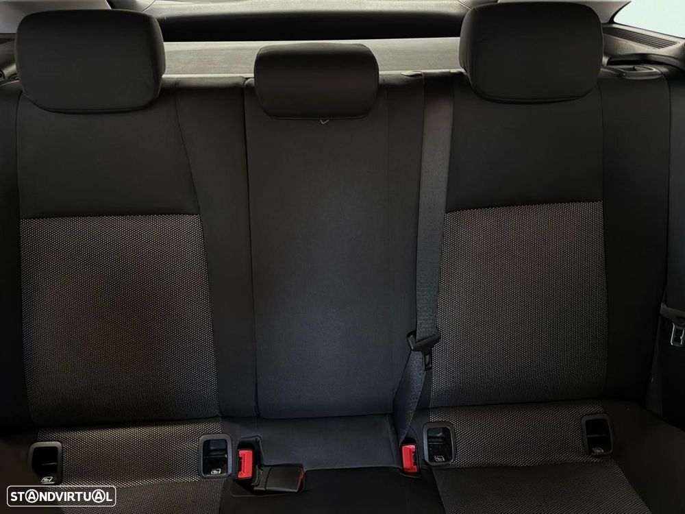 Mercedes-Benz CLA 180 - 15