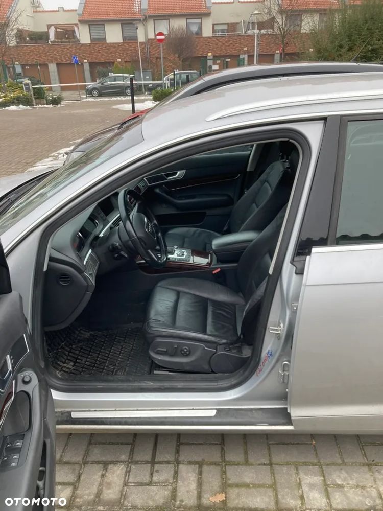 Audi A6 Avant 4.2 Quattro Tiptronic - 14