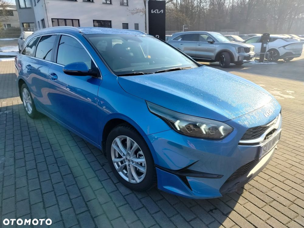 Kia Ceed 1.5 T-GDI Tribute DCT - 4