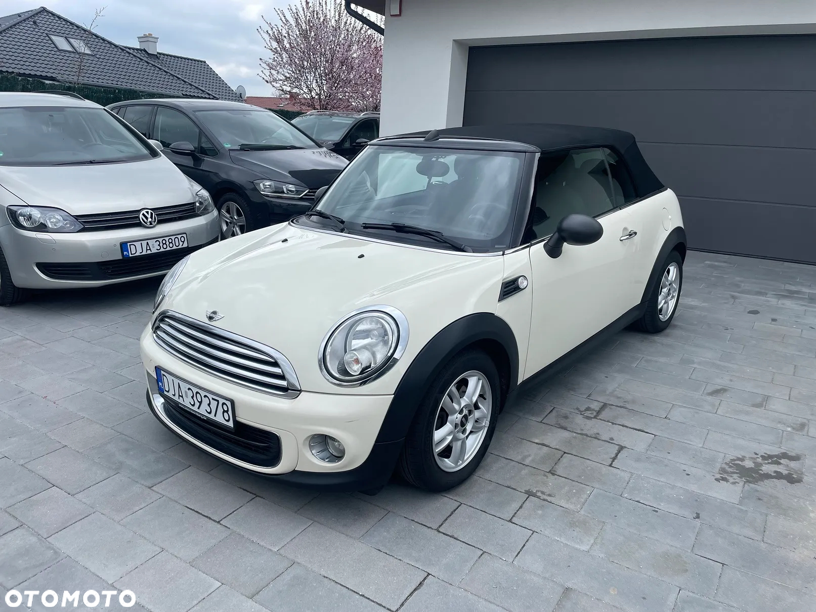 MINI ONE Cabrio - 3