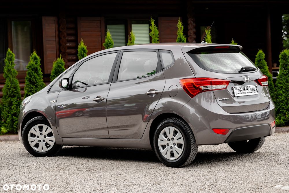 Hyundai ix20 1.4 blue Style - 14
