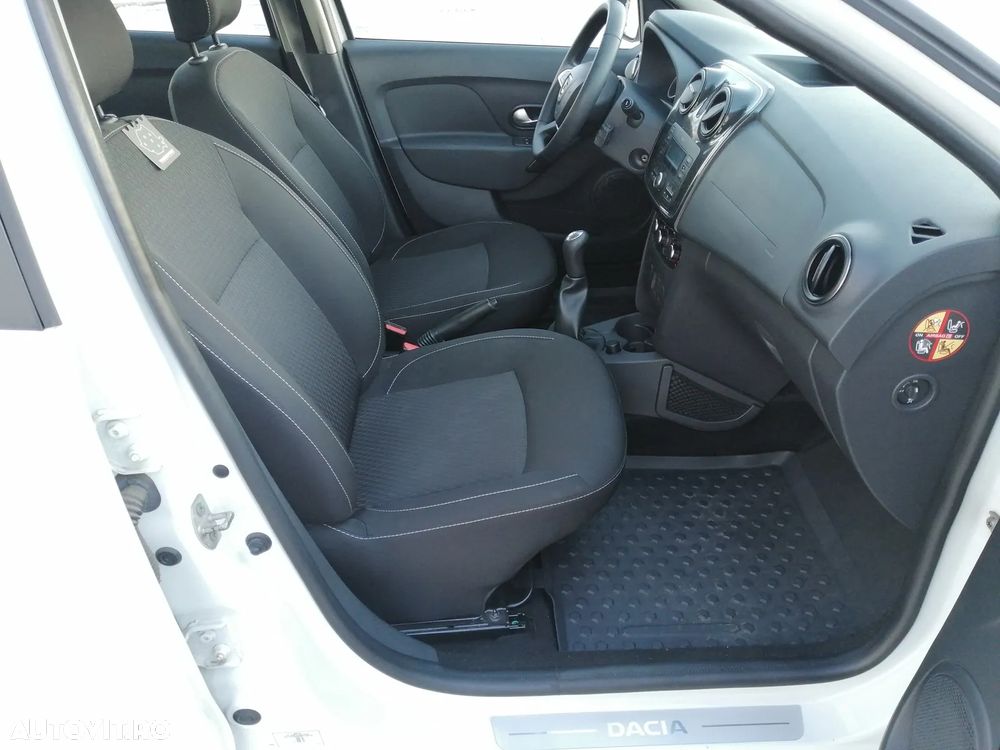 Dacia Logan 1.5 Blue dCi Laureate - 17