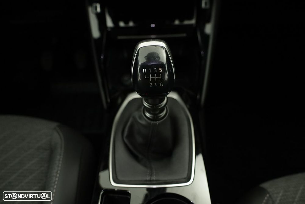 Peugeot 2008 1.2 Allure - 13