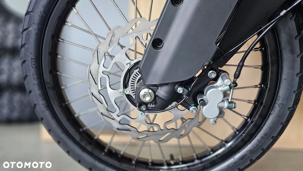 QJMOTOR SRT 125DX - 10