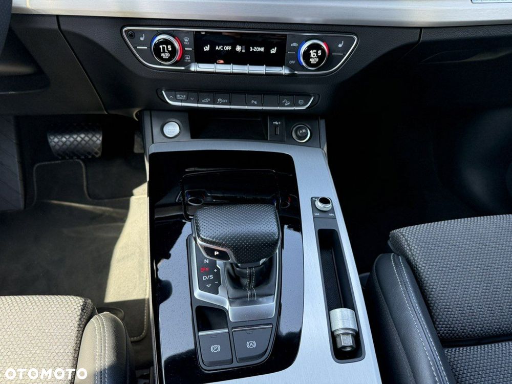 Audi Q5 50 TFSI e Quattro S Line S tronic - 19