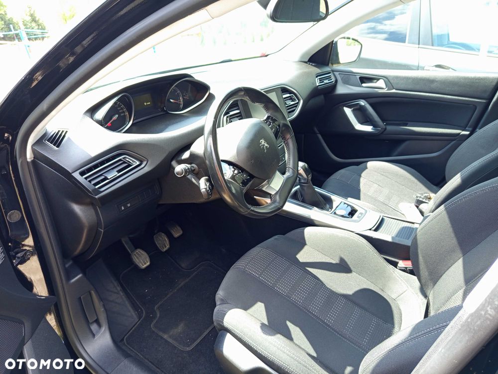 Peugeot 308 - 5