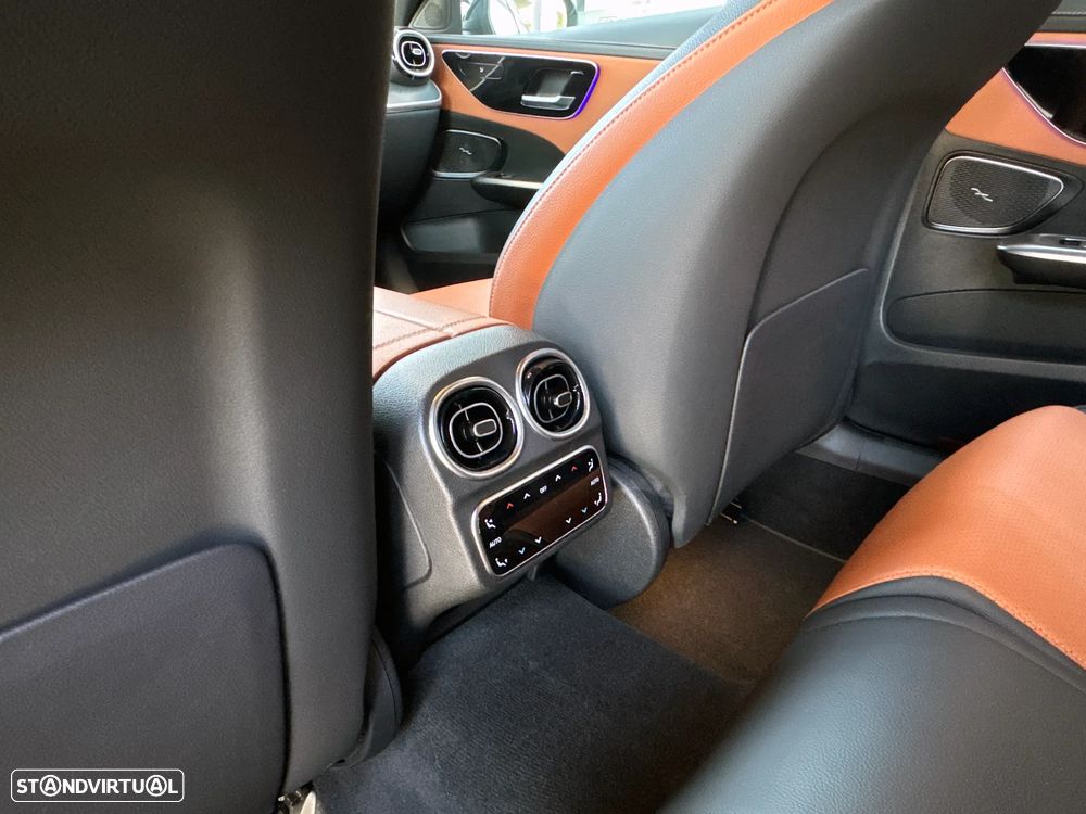 Mercedes-Benz C 300 e AMG Line - 17