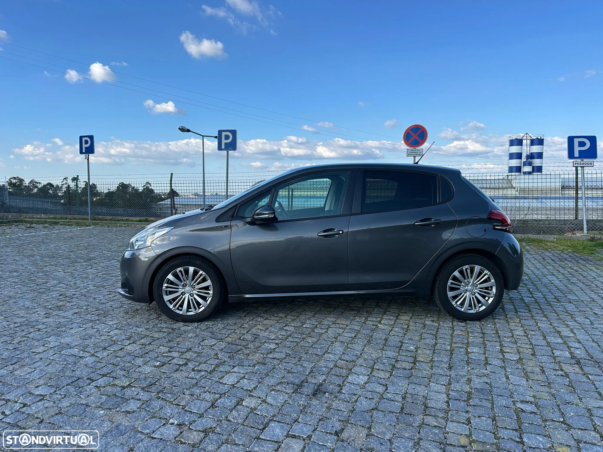 Peugeot 208 1.5 BlueHDi Signature - 2