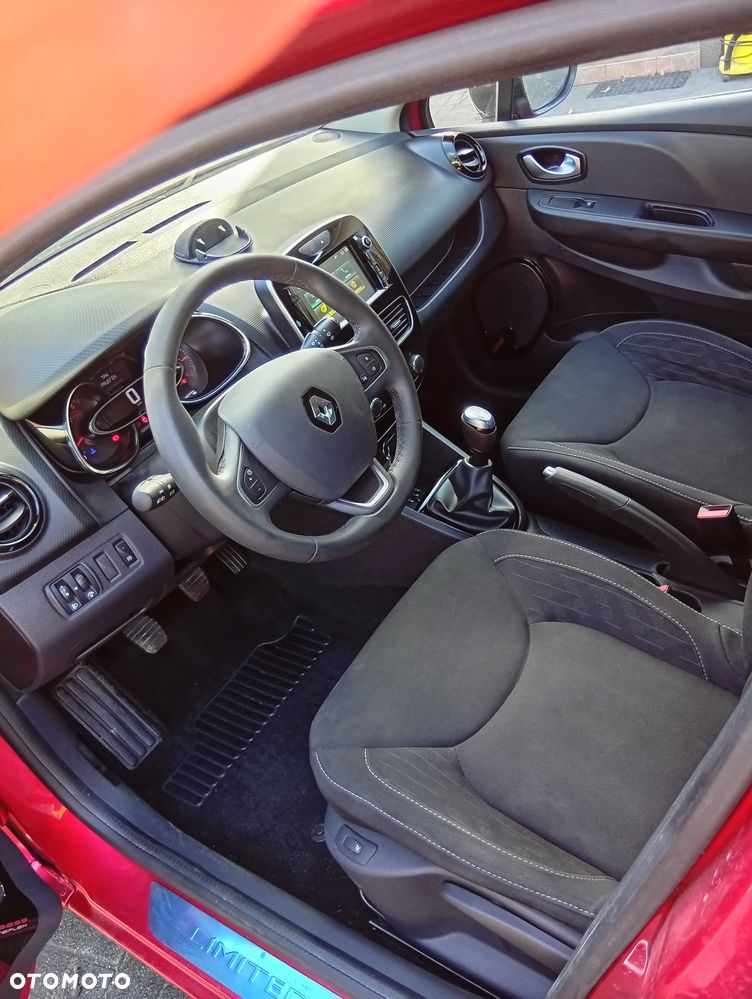 Renault Clio - 7