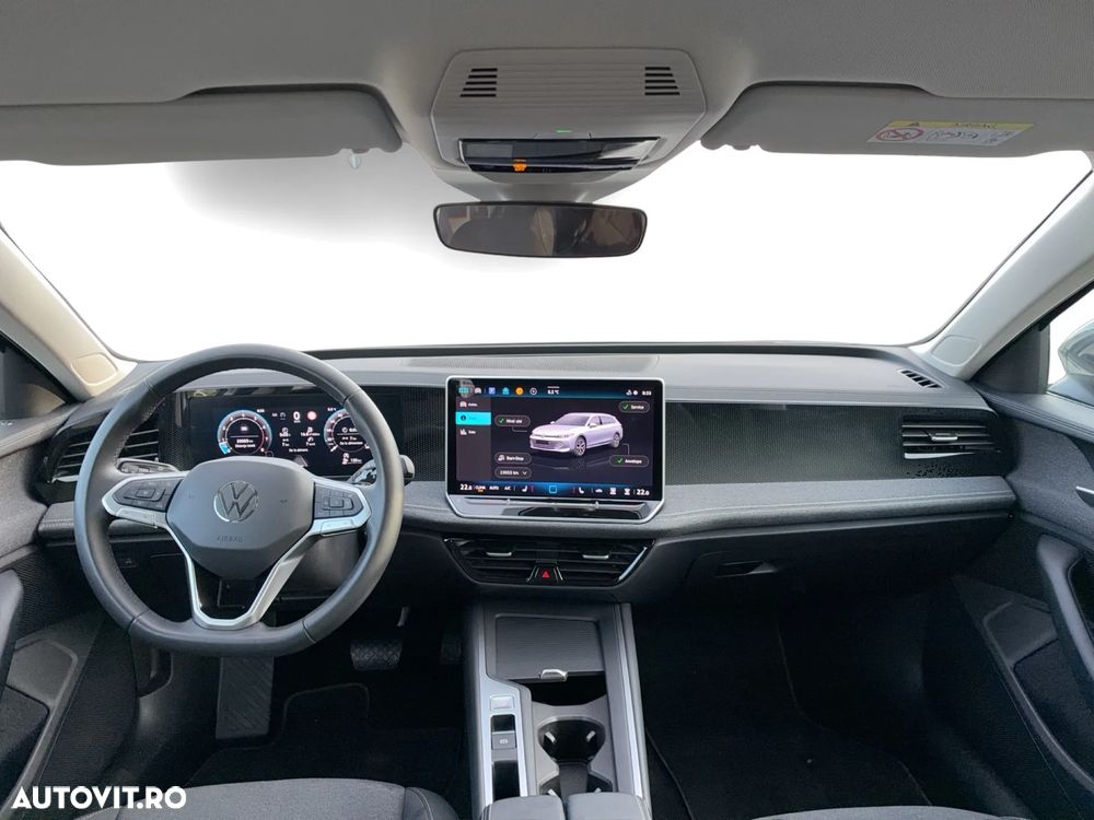 Volkswagen Passat 1.5 eTSI DSG MHEV Base - 17