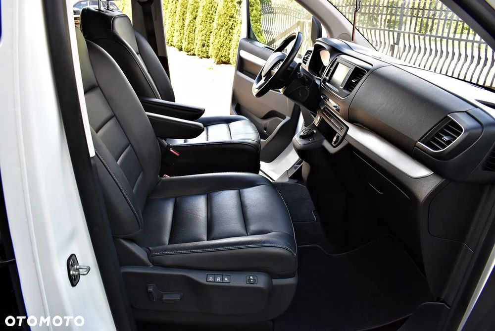 Peugeot Traveller L2 2.0 EAT6 Business VIP - 39