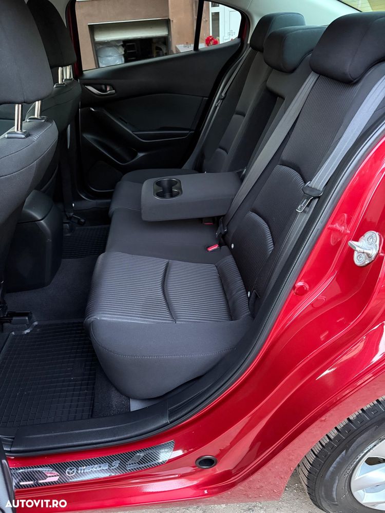 Mazda 3 SKYACTIV-G 120 Urban Limited - 12