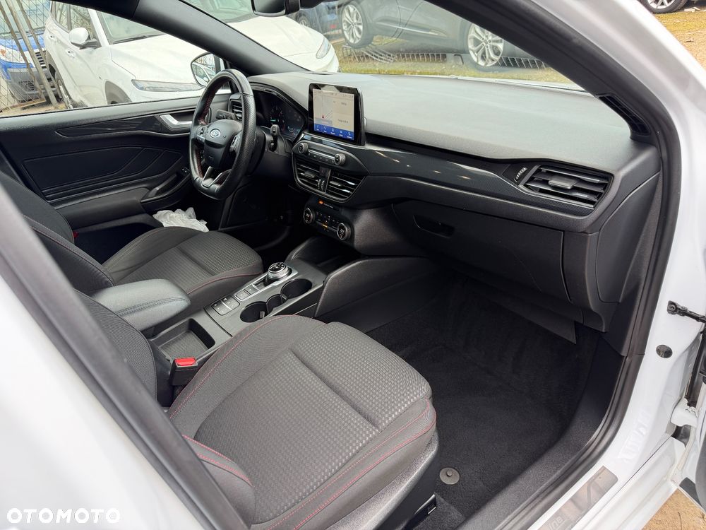 Ford Focus 1.5 EcoBlue ST-Line - 15