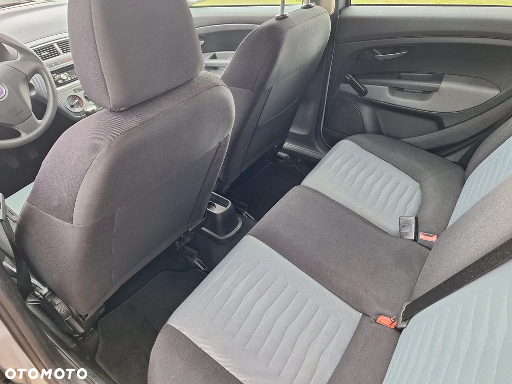 Fiat Punto - 6