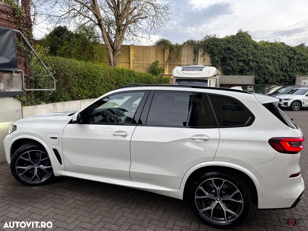 BMW X5 xDrive45e - 34
