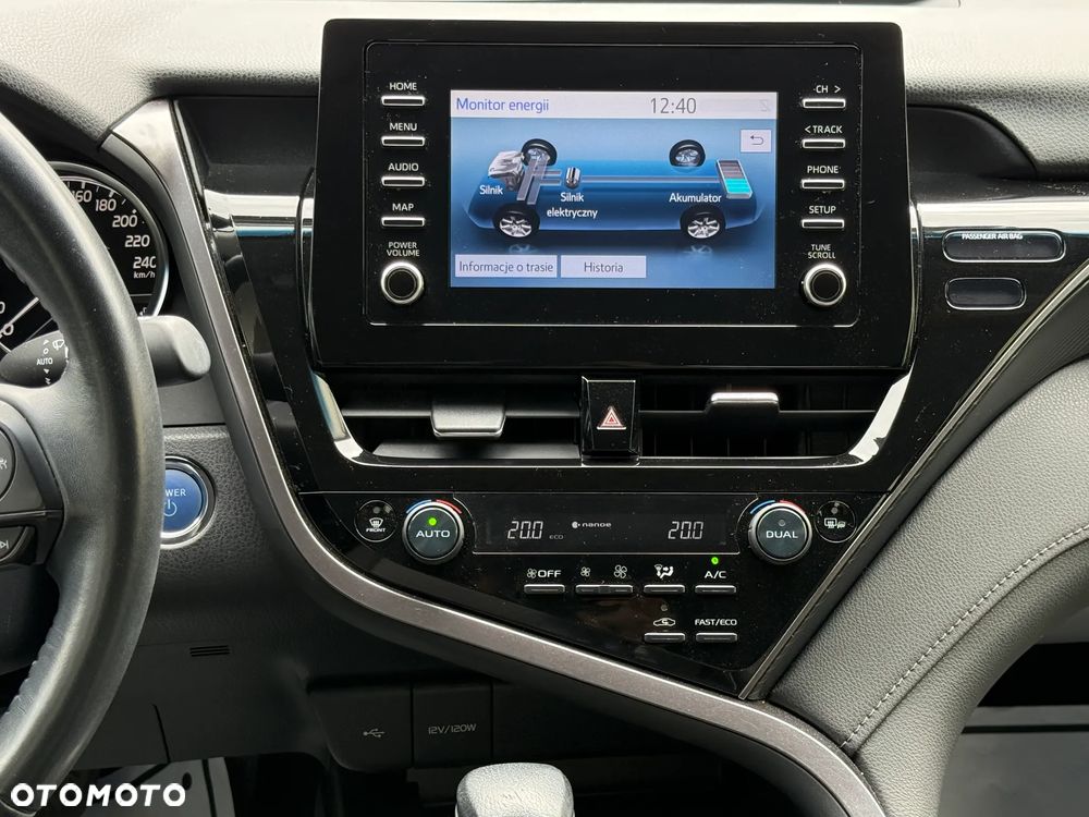 Toyota Camry 2.5 Hybrid Comfort CVT - 4