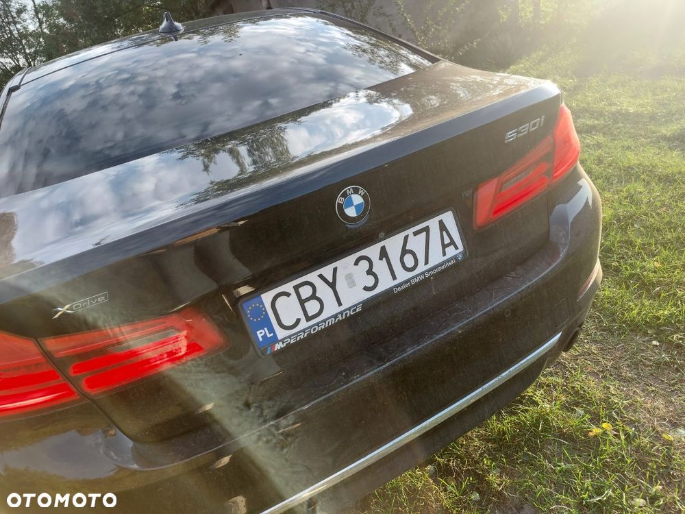 BMW Seria 5 530i GPF Luxury Line - 11