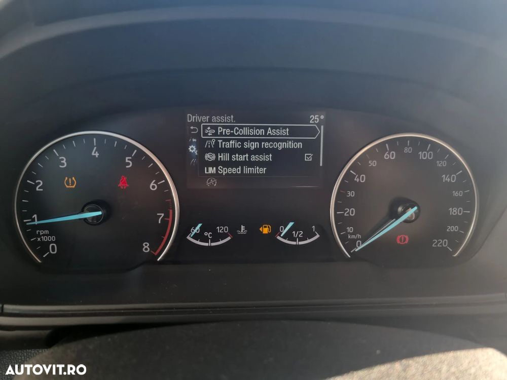 Ford EcoSport - 19