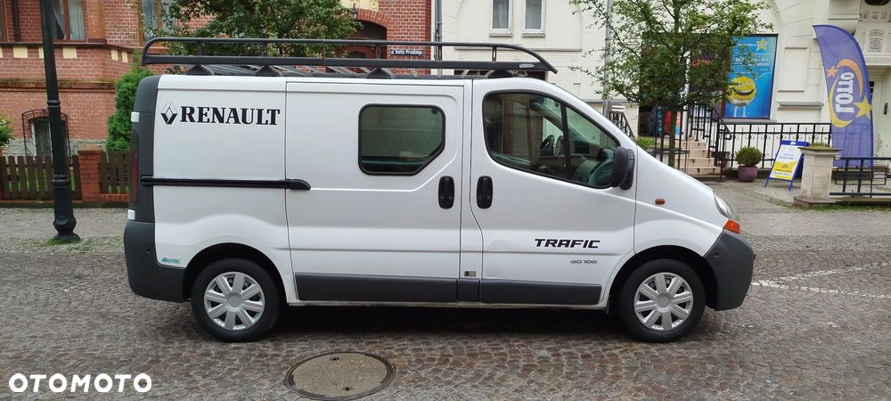 Renault Trafic - 14