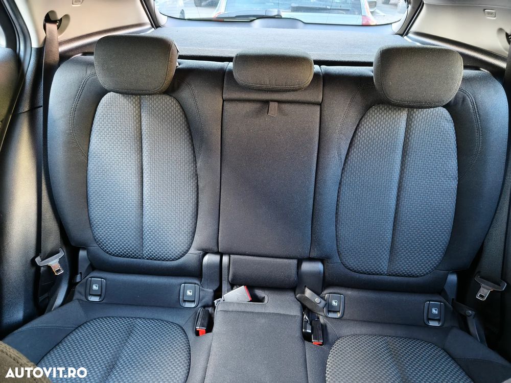 BMW X2 sDrive18d AT - 28