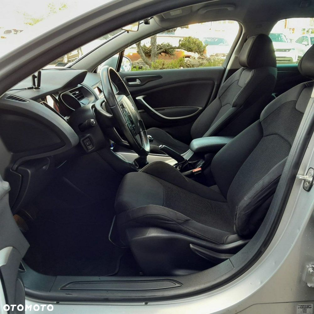 Citroën C5 1.6 HDi Attraction - 10