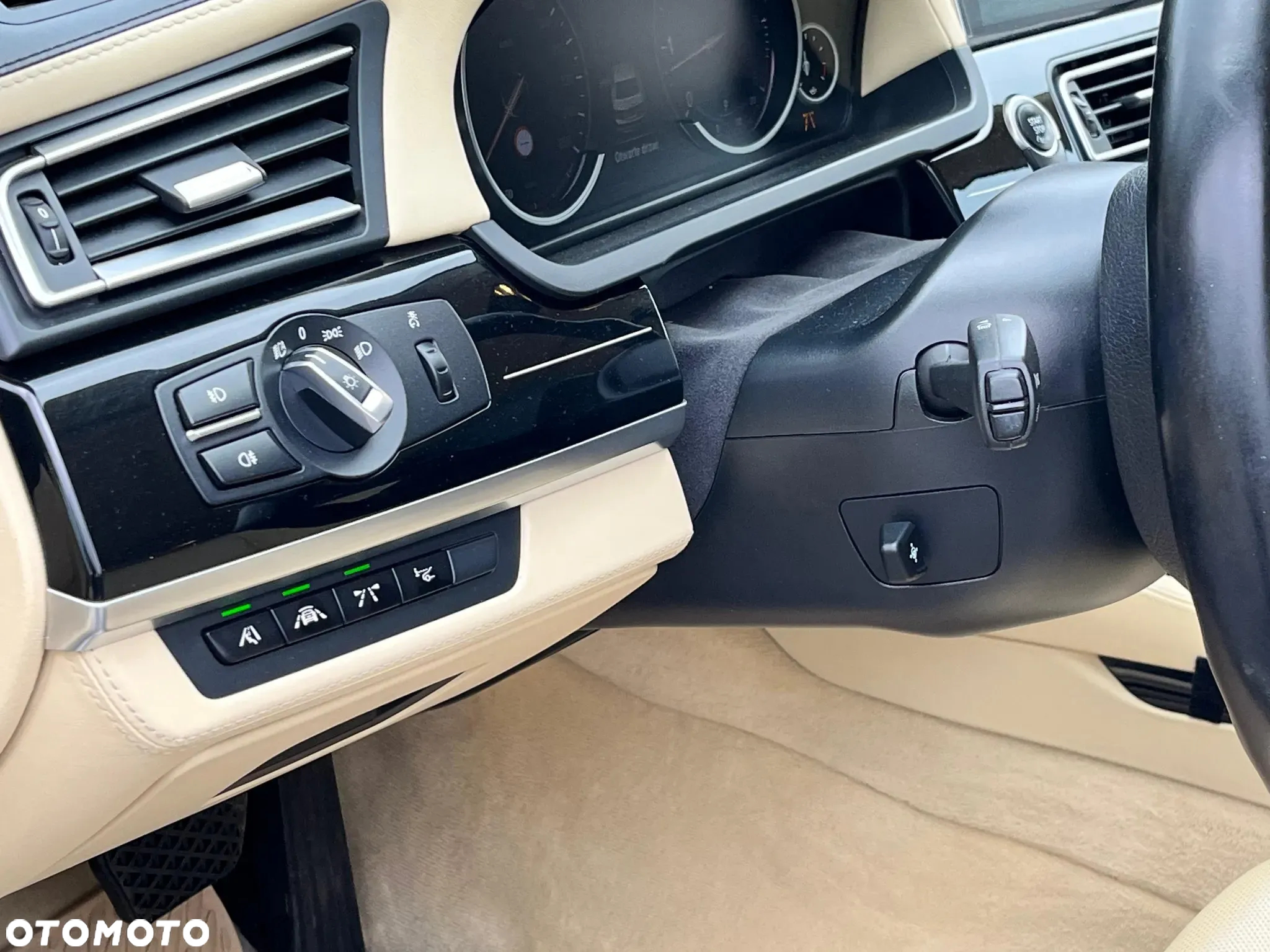 BMW Seria 7 - 12