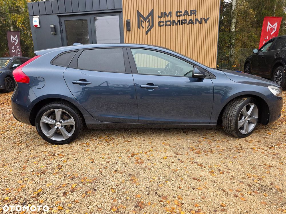 Volvo V40 - 22