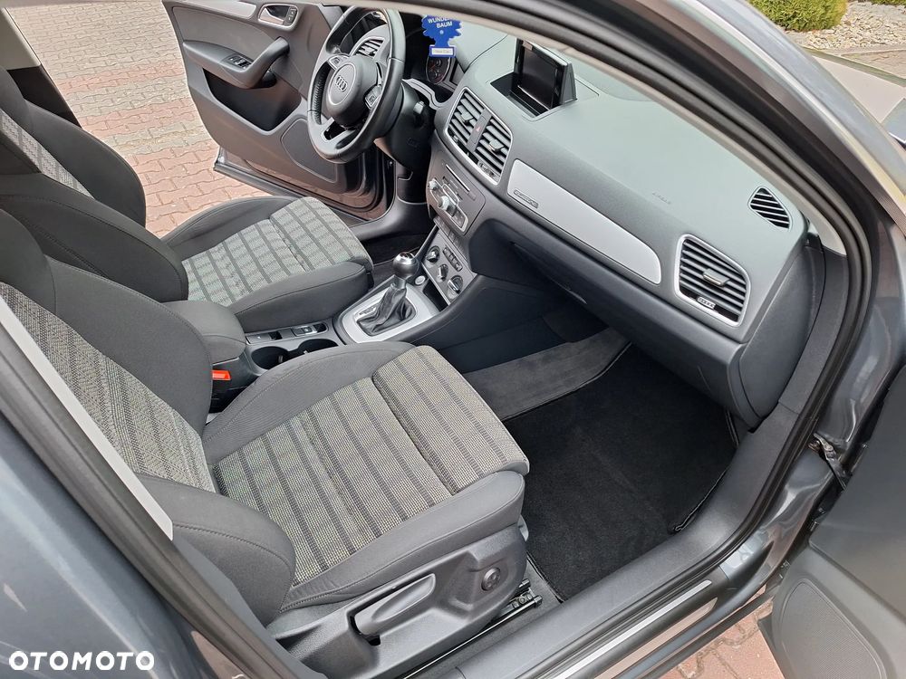 Audi Q3 2.0 TFSI Quattro S tronic sport - 10