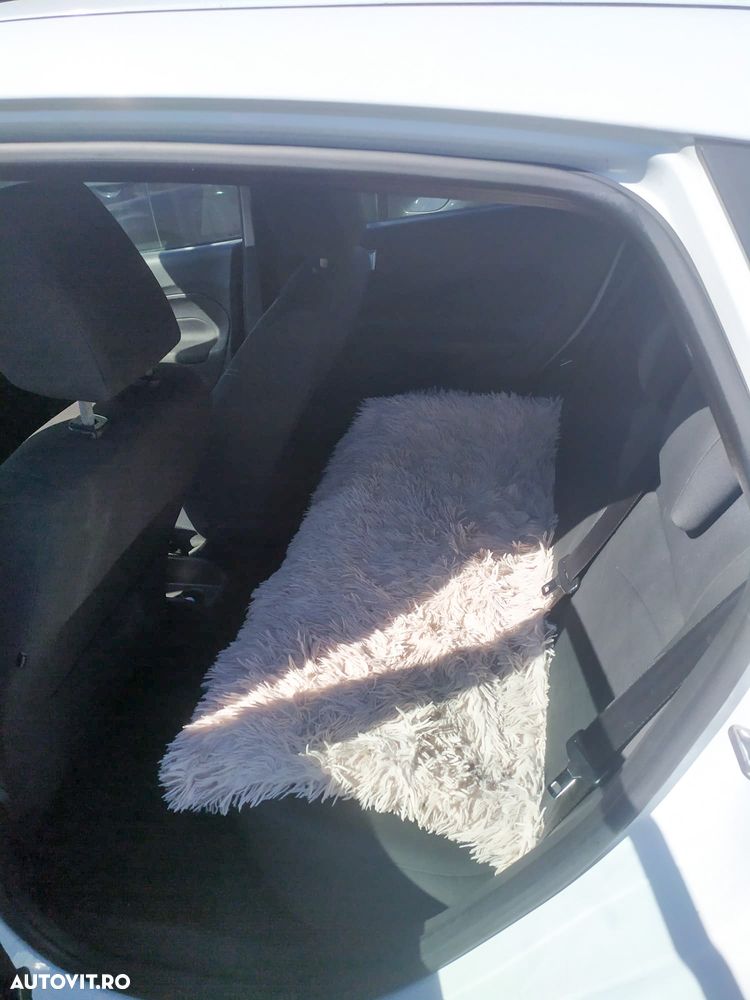 Ford Fiesta 1.5 TDCi Trend - 6