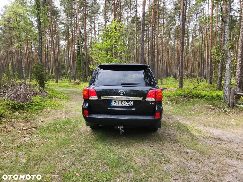 Toyota Land Cruiser - 6