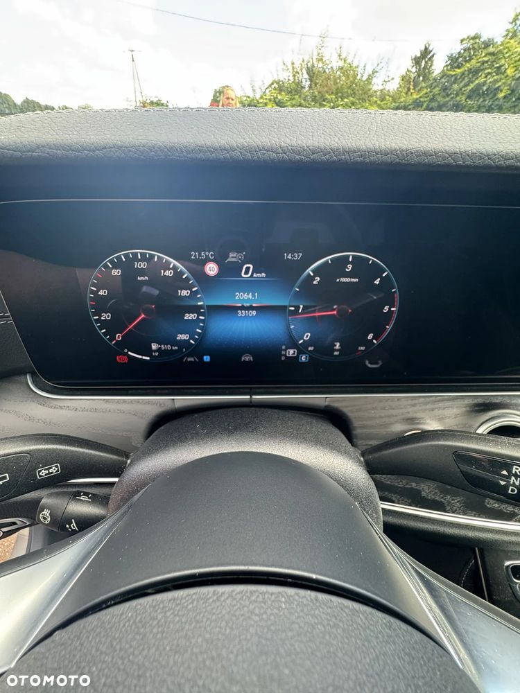 Mercedes-Benz Klasa E 220 d 4-Matic AMG - 25