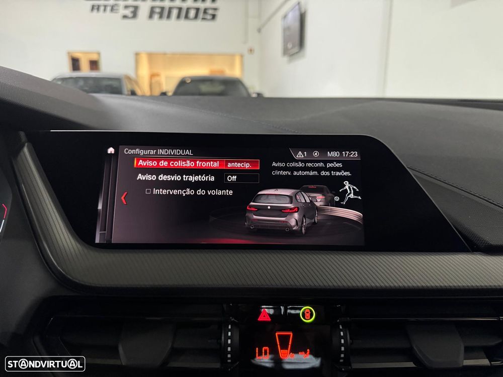 BMW 116 d Pack M - 41