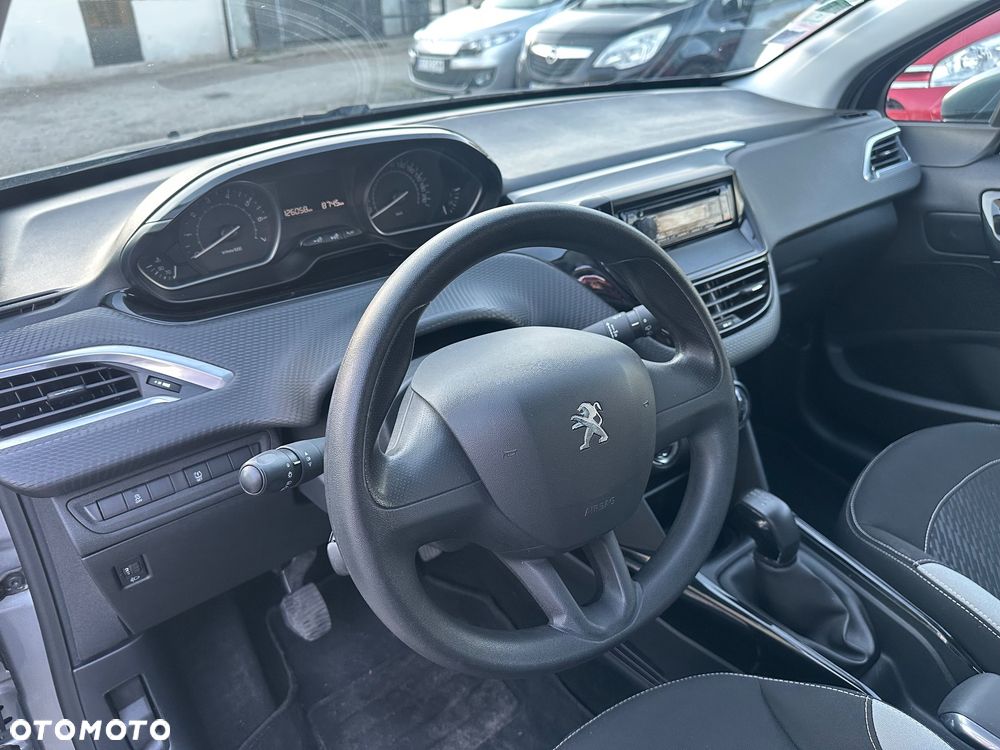 Peugeot 2008 PureTech 82 Access - 17