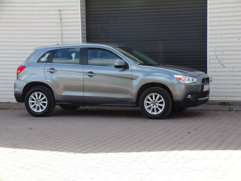 Mitsubishi ASX - 12