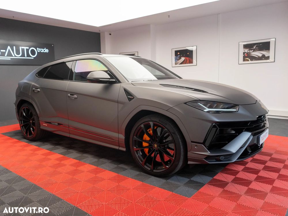 Lamborghini URUS - 1
