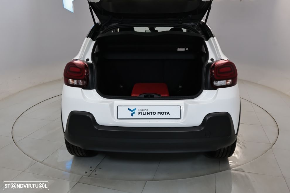 Citroën C3 1.2 PureTech Shine - 22