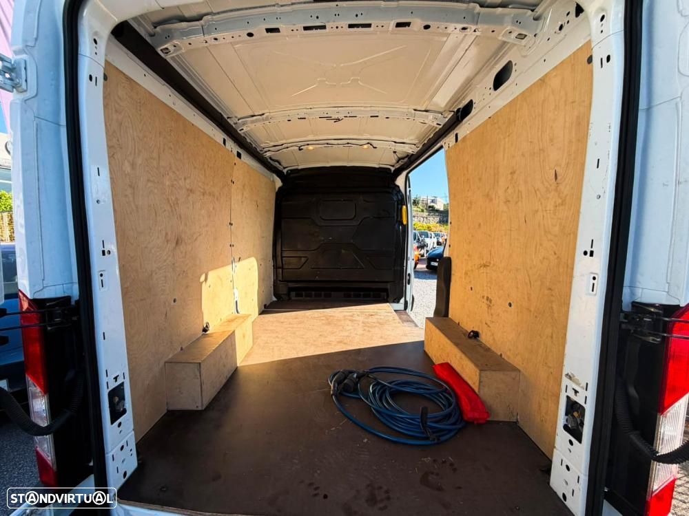 Ford Transit L2H2 Trend - 13