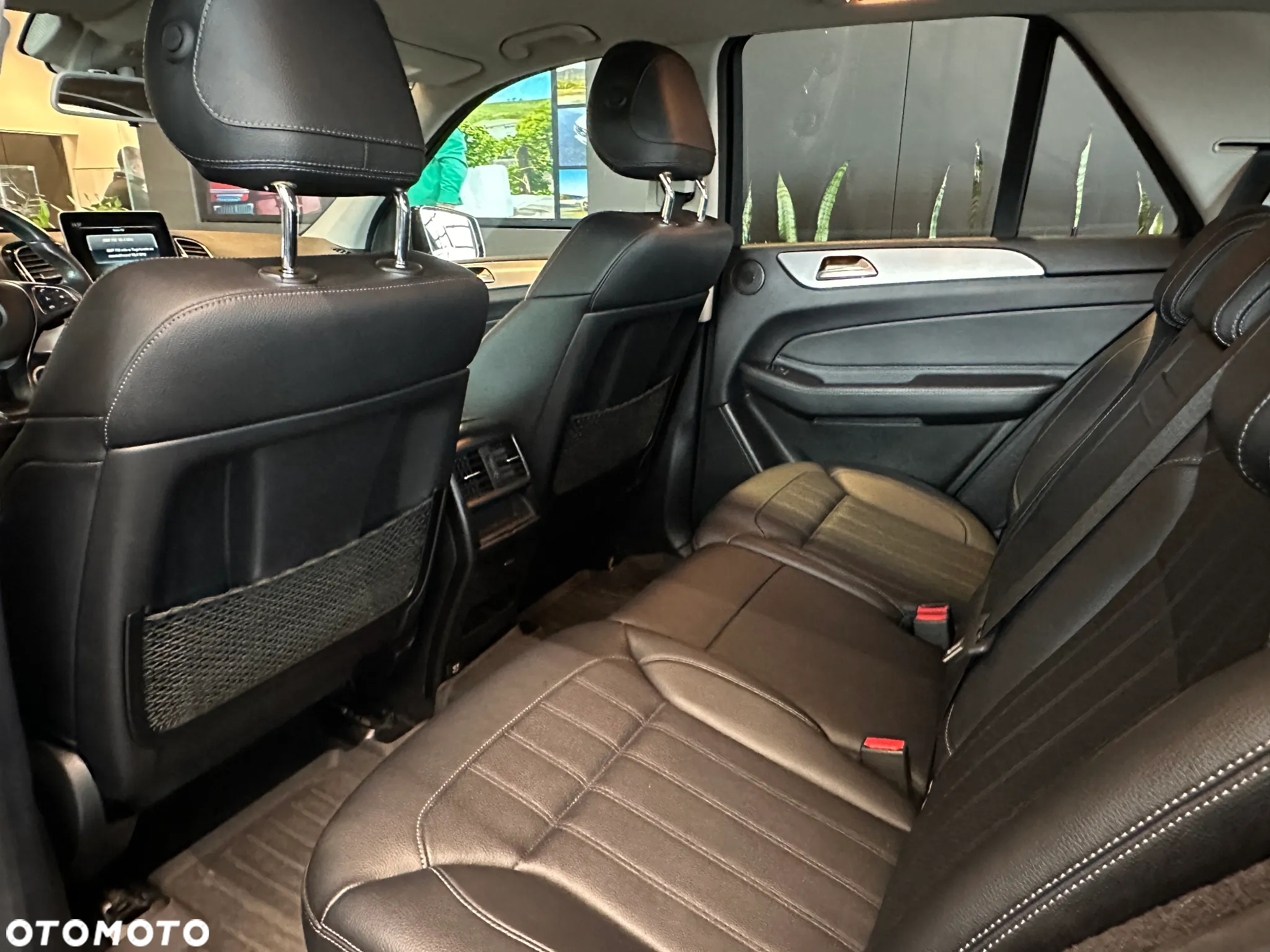 Mercedes-Benz GLE 250 d 4-Matic - 12