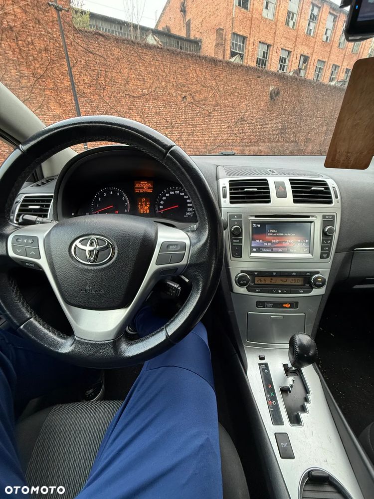 Toyota Avensis 1.8 Sol EU5 MS - 2