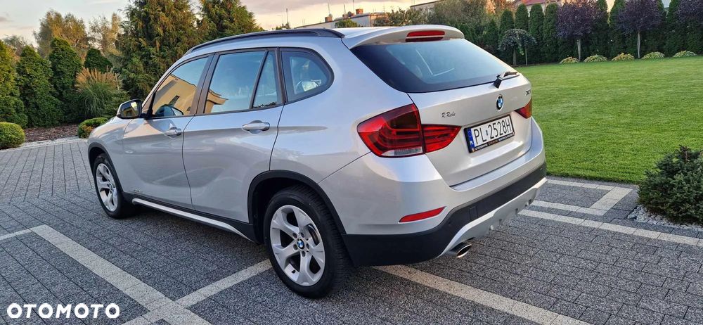 BMW X1 xDrive18d xLine - 11