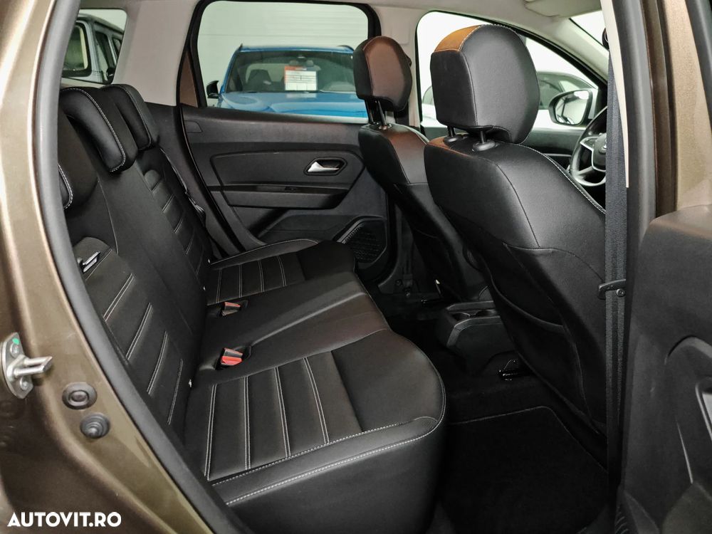 Dacia Duster 1.6 SCe Prestige jante 17" - 11