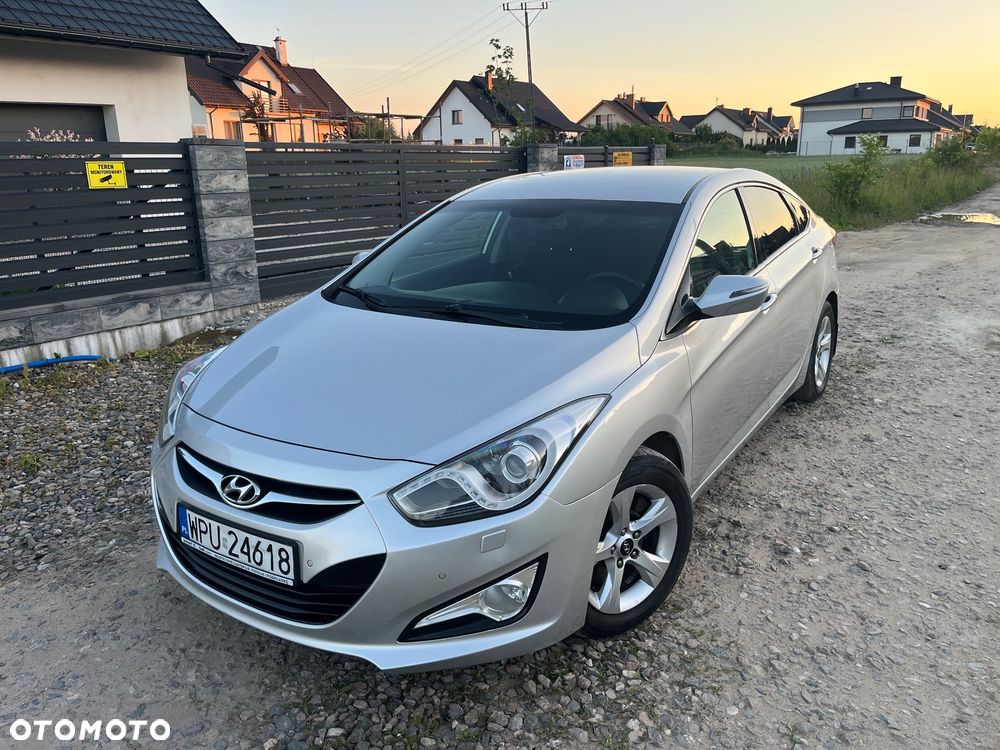 Hyundai i40 1.7 CRDi Comfort + - 19