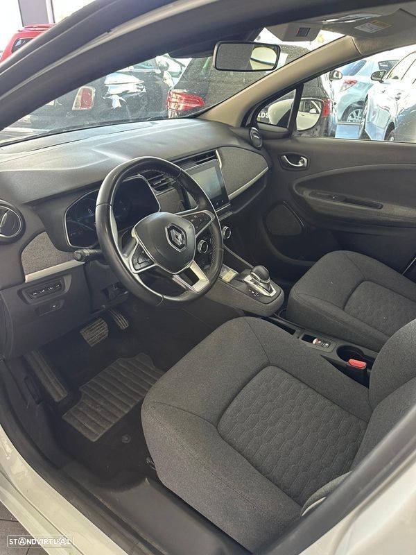 Renault Zoe - 11