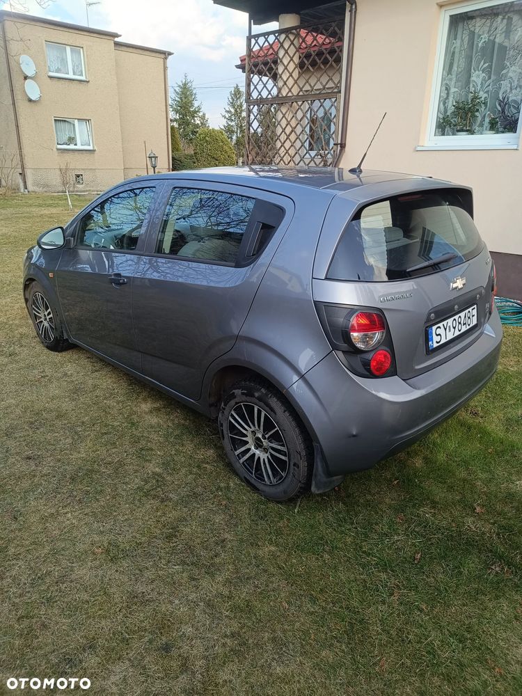 Chevrolet Aveo 1.2 LT - 3