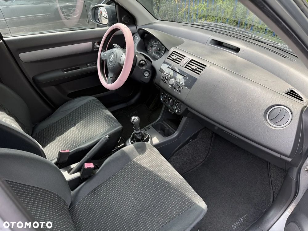 Suzuki Swift - 7