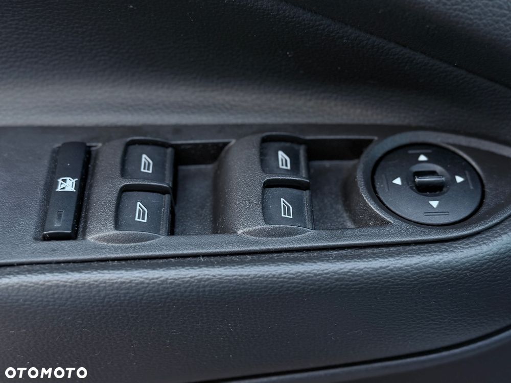 Ford Escape 1.5 EcoBoost AWD SE - 35