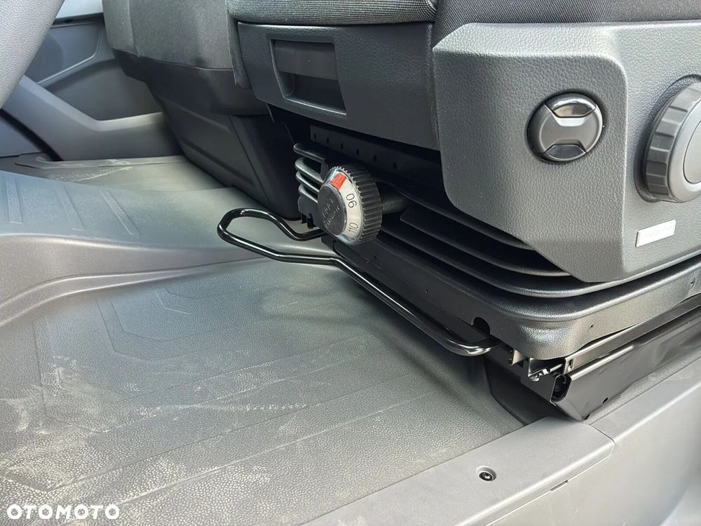 Volkswagen Crafter 35 Furgon/AUTOMAT/LONG, 2.0 TDI 177 KM, Wysoki dach, r. o. 4490mm - 20