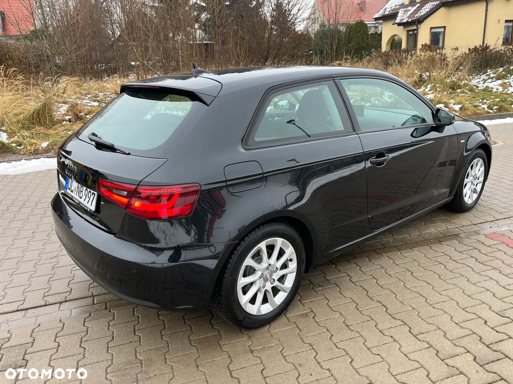 Audi A3 3-drzwiowe 1.4 TFSI S line Sportpaket - 3