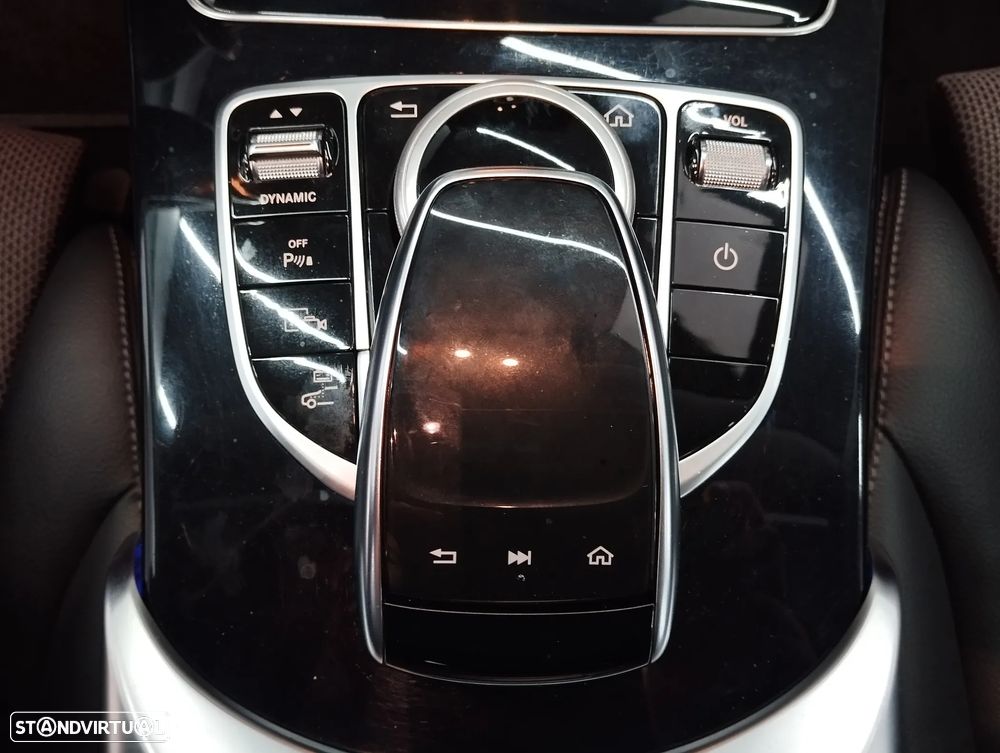 Mercedes-Benz C 300 de Avantgarde - 35