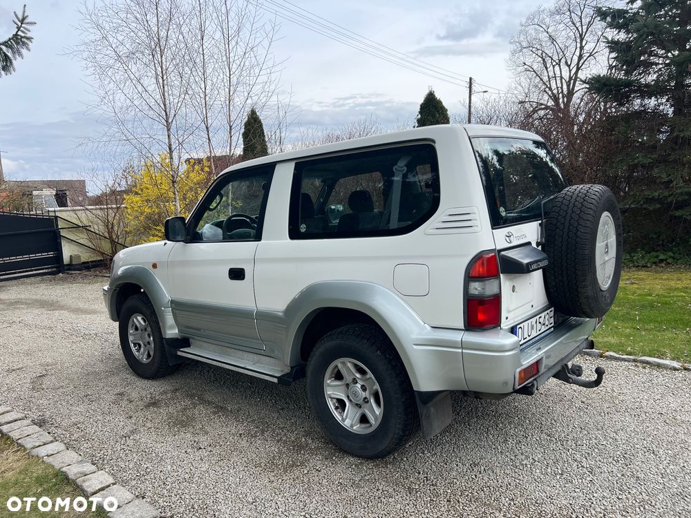 Toyota Land Cruiser - 11